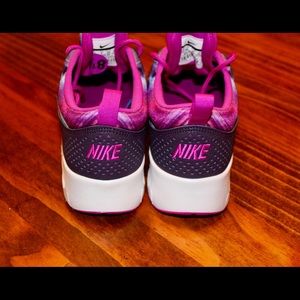 Purple Nike air max